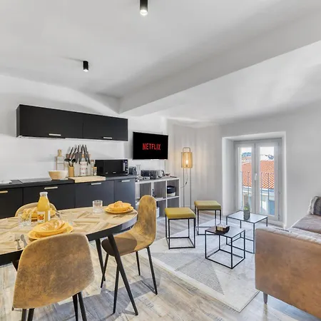 Апартаменты 2 L - Ascenseur - Proche Palais - Calme