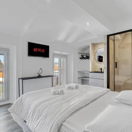 Apartment F3 Centre De Proche Du Palais Cannes