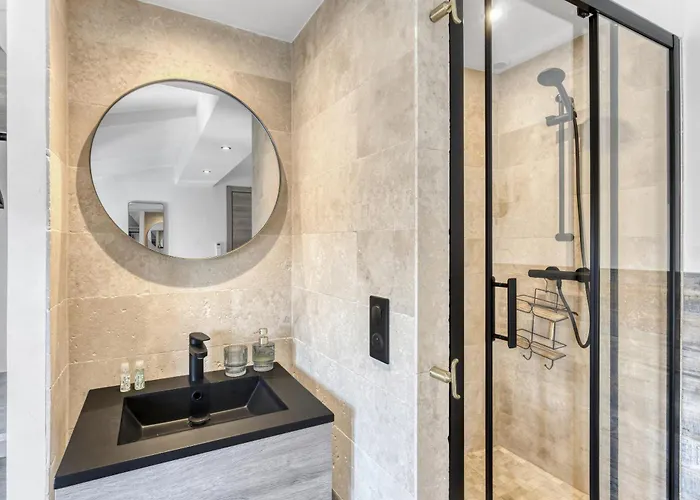 Apartamento 2 L - Ascenseur - Proche Palais - Calme *