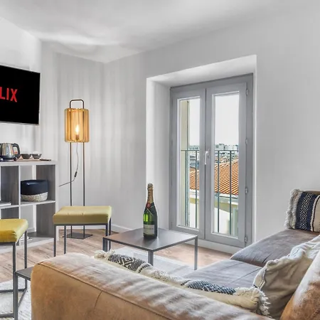 Apartment 2 L - Ascenseur - Proche Palais - Calme *
