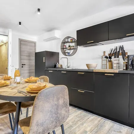 Apartment 2 L - Ascenseur - Proche Palais - Calme Cannes