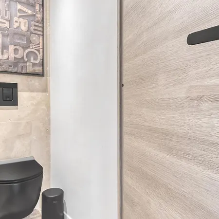 2 L - Ascenseur - Proche Palais - Calme * Cannes